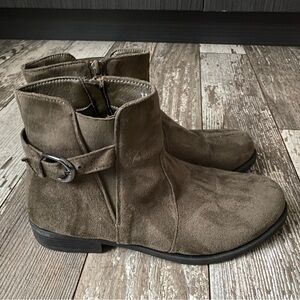 VEGAN Brown Ankle Boot